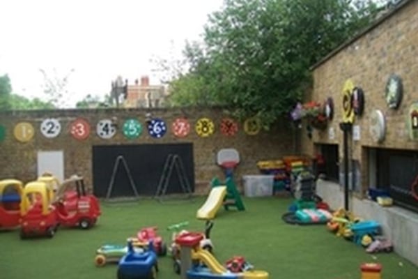 Bridge Lane Nursery Ltd, 18 Bridge Lane