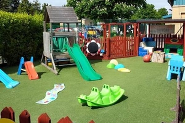 Chestnut Grove Kindergarten, 5 Pathfields Road