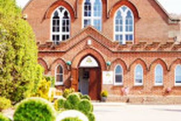 Toad Hall Nursery Haslemere, Chesnut Avenue