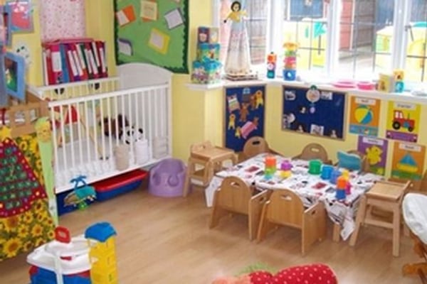 Gingerbread Mews, 220 Fosse Road South