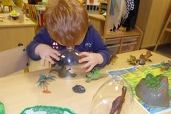Little Raccoons Day Nursery Watford, 105A Sandringham Road