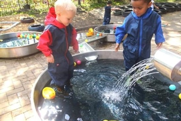 Superkids Levenshulme, Broom Avenue