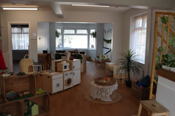 Tops Day Nurseries: Parkstone Nursery, Poole