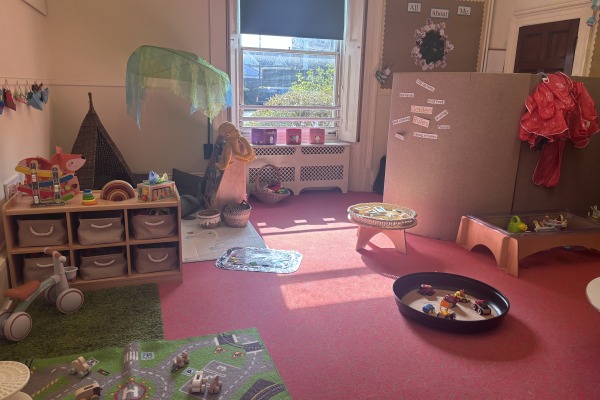 Abbey School Nursery, Hampton Court