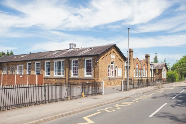 Lilliput Children's Centre KT12 4AA