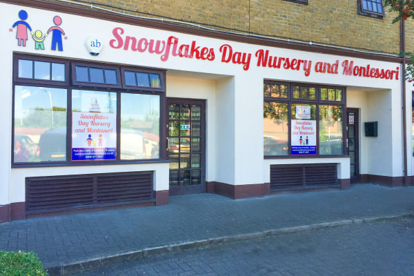 Snowflakes Day Nursery & Montessori, Comer Crescent