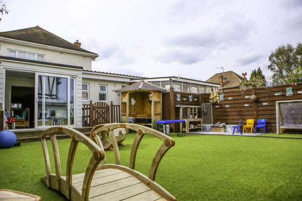 Fledgelings Day Nursery (Hornchurch), 103 Suttons Lane