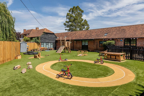 N Family Club - Ockham KT11 1NH