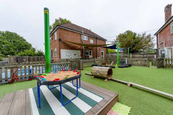 Play Away Day Nursery - West End, Southampton, Hampshire