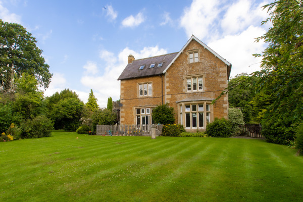 Saltway Day Nursery OX15 4UJ