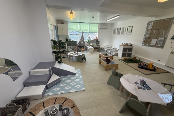 Toad Hall Nursery Langley, Parlaunt House