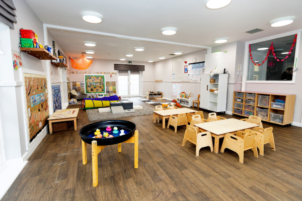 Busy Bees Enfield Highlands Village N21 1UJ