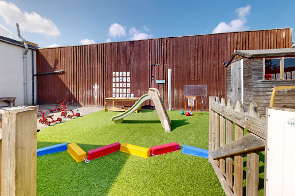 Bright Horizons New Southgate Day Nursery and Preschool N11 3AE