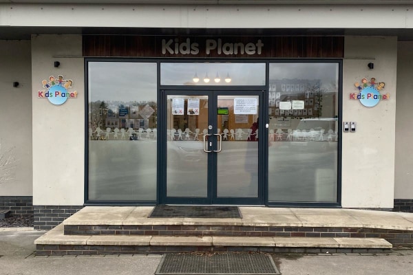 Kids Planet Fieldside, Main Street