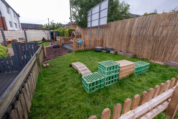 Holyrood Nursery Shaw OL2 8AP