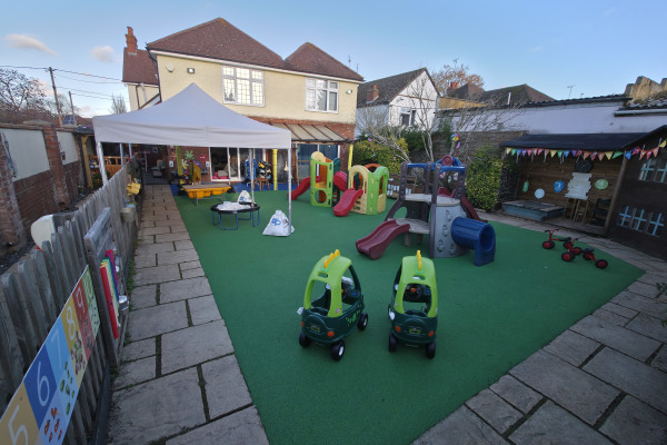 Acorns Day Nursery Ltd, Wokingham, Berkshire