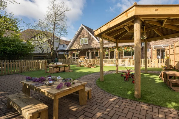 Bright Horizons Caterham The Laurels Day Nursery and Preschool, Caterham