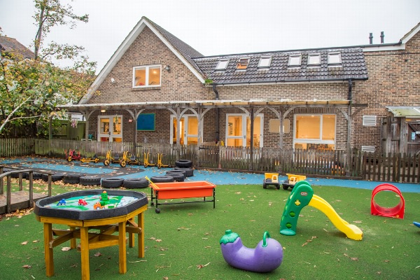 Bright Horizons Caterham The Laurels Day Nursery and Preschool, 41 Town End