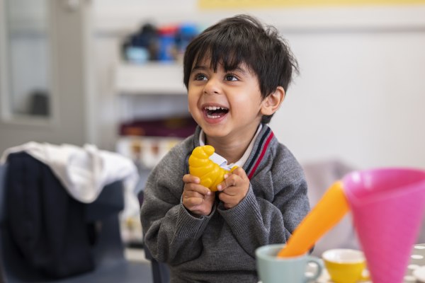 Little Long Close, Upton Court Road