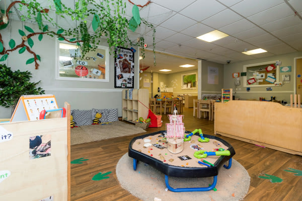 Busy Bees Burchetts Green SL6 6QR