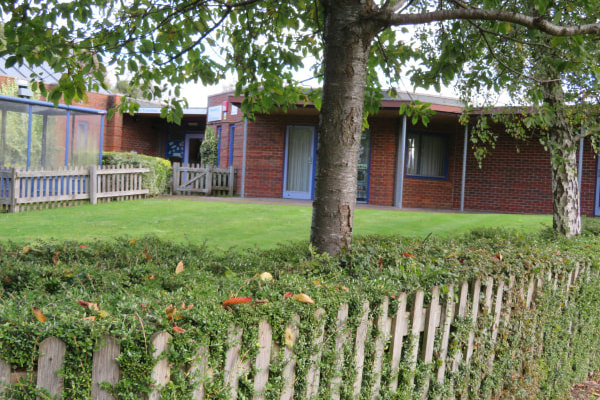 Girls & Boys Nursery Warren Park, The Sure Start Centre