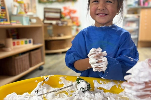 Pobl Bach Nursery (Llangunnor) SA31 2NW