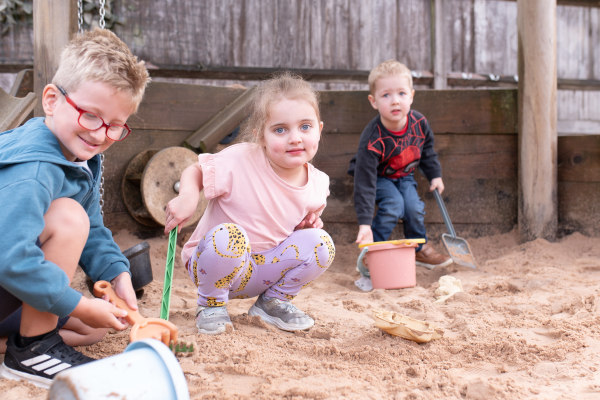 Kiddi Caru Day Nursery Basingstoke, Basingstoke, Hampshire