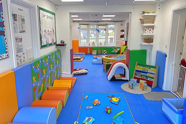 Flower Pots Day Nursery (Adeyfield), Hemel Hempstead, Hertfordshire