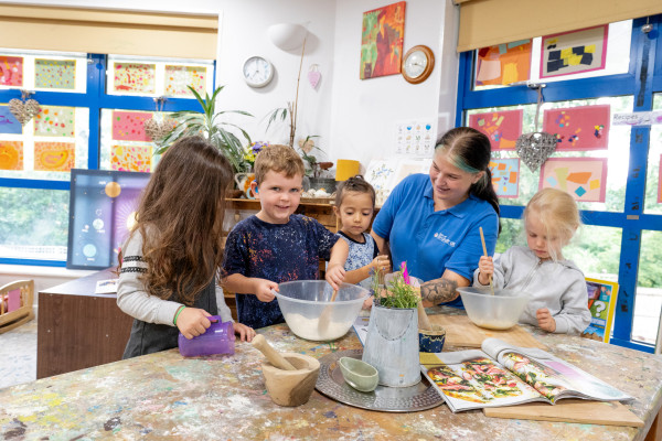 Kiddi Caru Day Nursery Burgess Hill, York Road