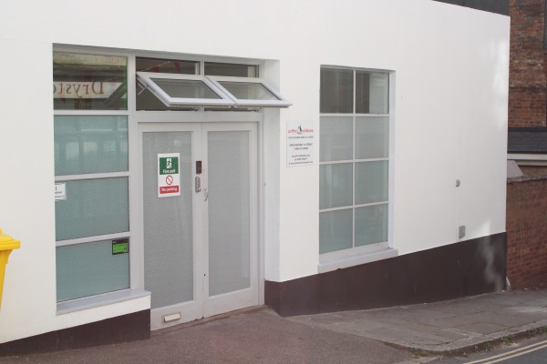 Puffins in the City, 1 West Street