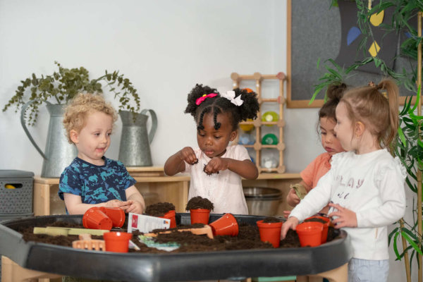 Kiddi Caru Day Nursery Walnut Tree, Milton Keynes, Milton Keynes, Buckinghamshire