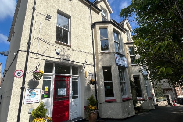 Kids Planet Ashbourne House, 6-8 Woodlands Road East