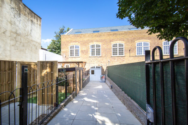 Bright Horizons Floral Place Day Nursery and Preschool, 2 Floral Place