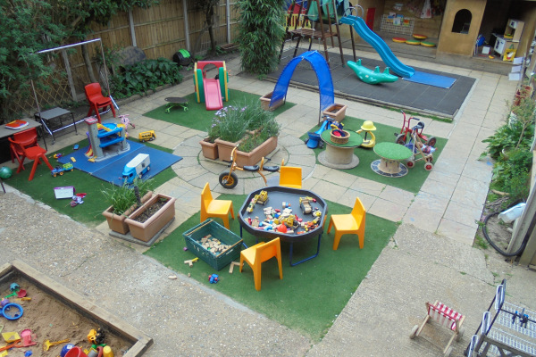 Little Tree Montessori Nursery, 143 Ferme Park Road