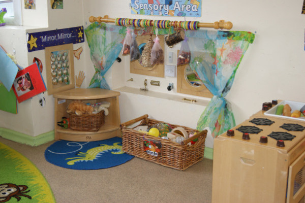 Buzy Bee - An LEYC Nursery B69 2JF