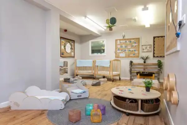 Busy Bees Wootton Fields, Wootton Fields Centre