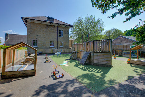 Child 1st (Bakewell), Bakewell, Derbyshire