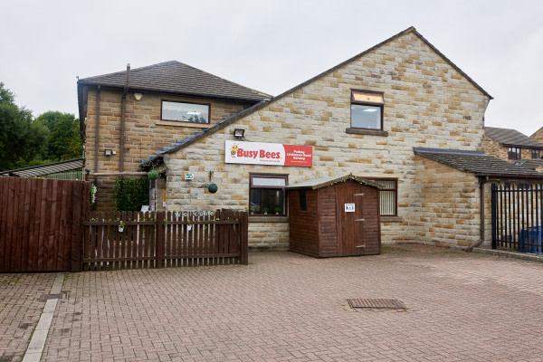 Busy Bees Leeds Pudsey Littlemoor, Littlemoor House
