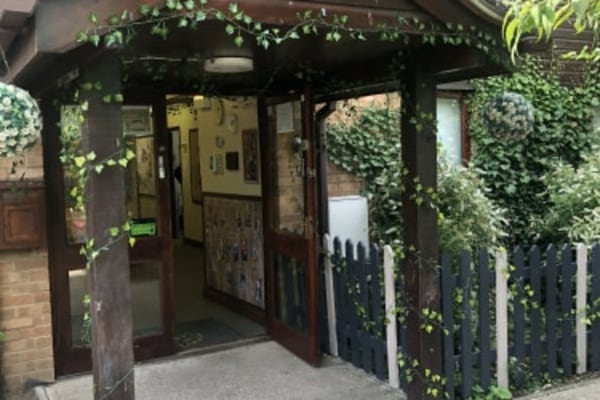 Daisy Chain Nursery, Royal Court