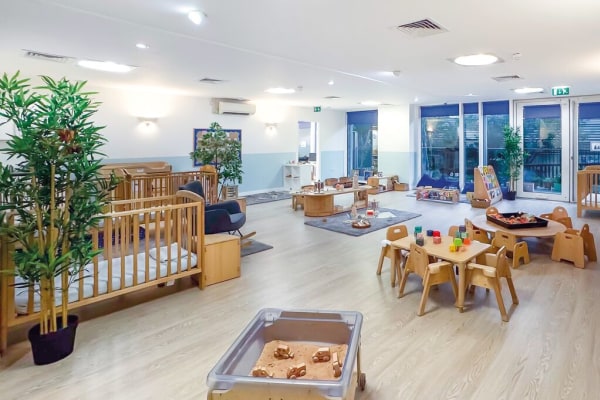 Kido Wandsworth Bridge, Ensign House