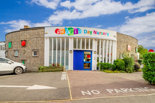Shapes Day Nursery, Reigate, 11 Lynn Walk