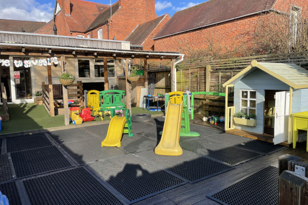 Squiggles Day Care and Activity Club DY9 0NU