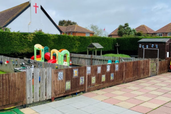 Sunshine and Showers, 16 Jefferstone Lane