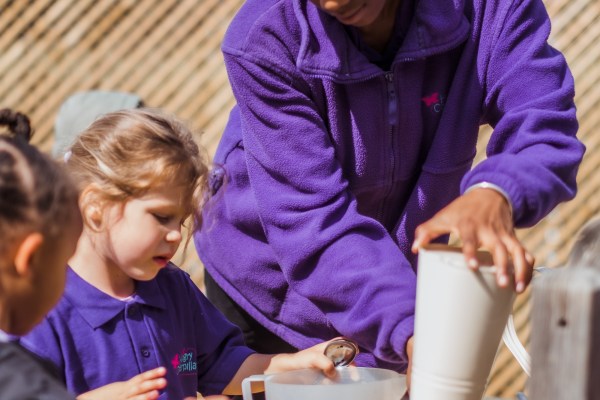 Hungry Caterpillar Day Nursery - Hathaway W13 0DH