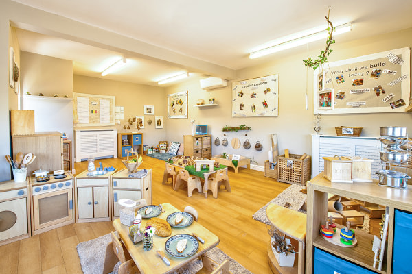 Westhill Corner Day Nursery & Pre-school CV6 2AD