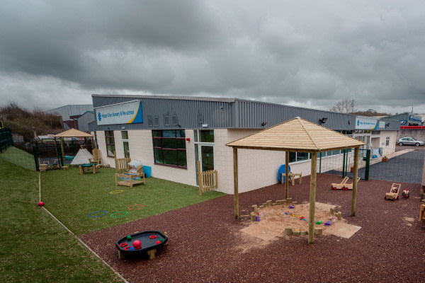 Happy Days Nursery & Preschool - Thornbury, Cooper Road, Thornbury