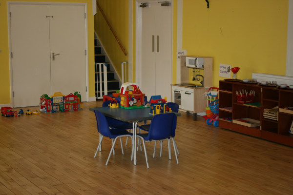 Happy Hands Montessori Nursery - Willesden NW10 2TS