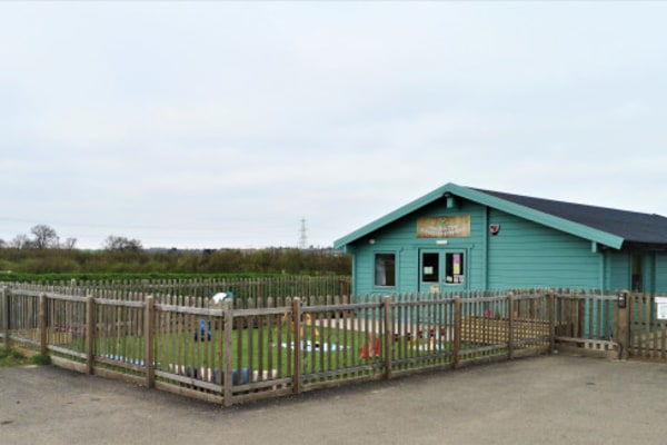Mead Open Farm Day Nursery, Stanbridge Road