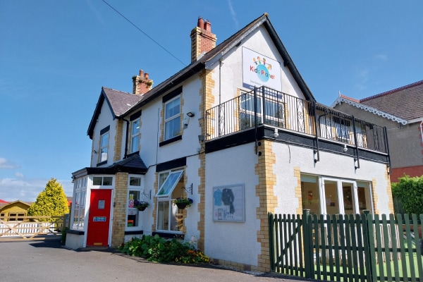 Kids Planet Abergele, Garth