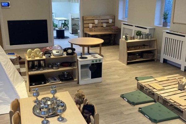 Shining Stars Day Nursery - Illingworth Road, 156 Illingworth Road